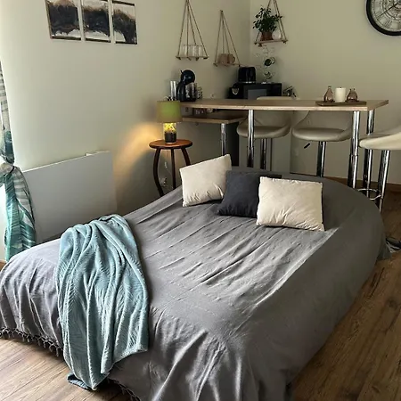 La Maison Du Bonheur 17 *
